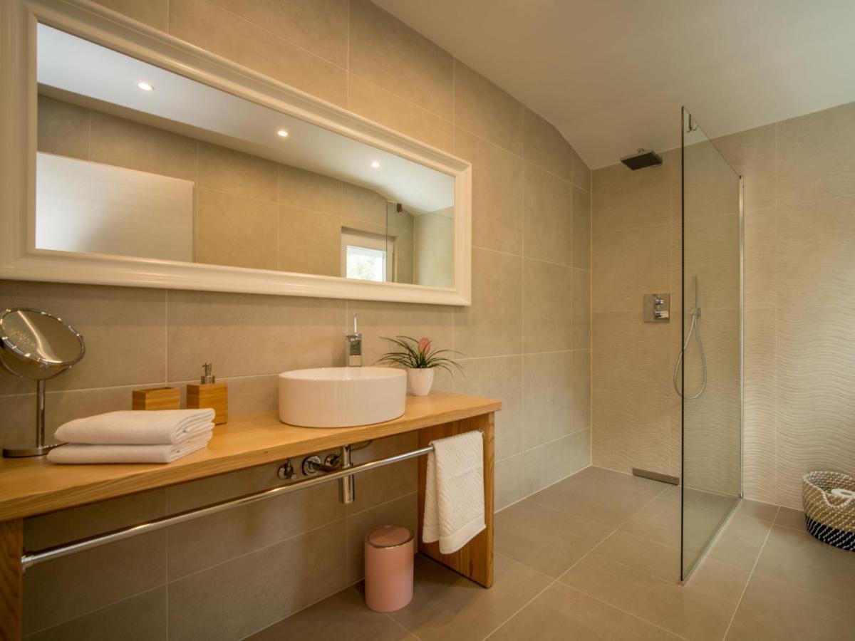 Holiday Home Andela By Interhome Dobrinj Eksteriør billede
