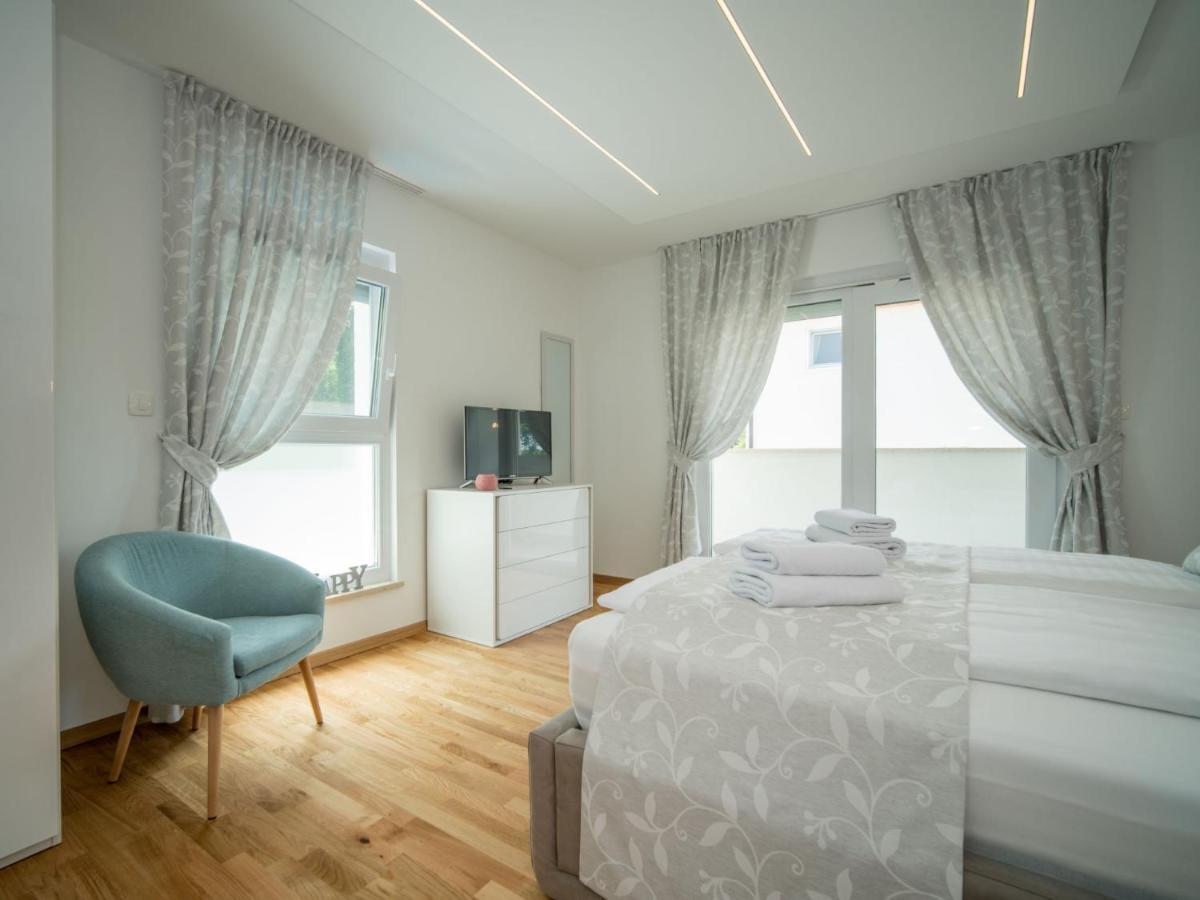 Holiday Home Andela By Interhome Dobrinj Eksteriør billede