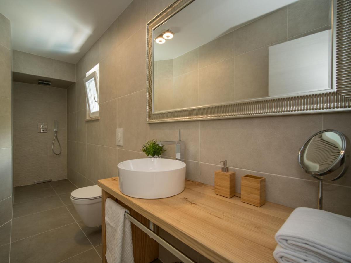 Holiday Home Andela By Interhome Dobrinj Eksteriør billede
